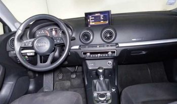 Audi A3 Sportback 1.6 TDi S-line 116cv completo