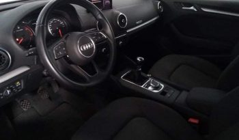 Audi A3 Sportback 1.6 TDi 116cv completo