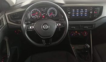 Volkswagen Polo 1.0 CONFORTLINE 80cv completo