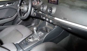 Audi A3 Sportback 30 TFSI S tronic completo